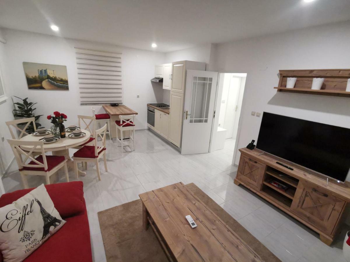 Apartment Five Star Appartman Senj