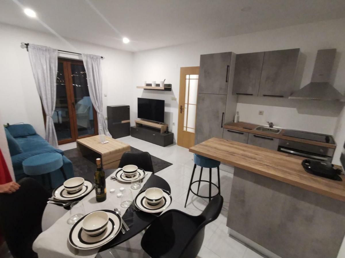 Apartment Five Star Appartman Senj *